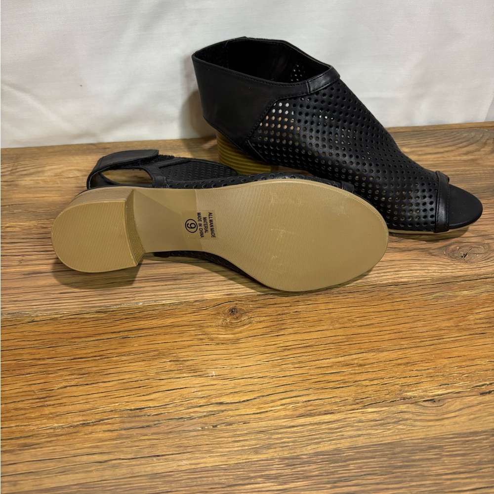 J‎ Adam’s Elegant Black Women's Peep-Toe Heels Size 9 - Picture 2 of 4